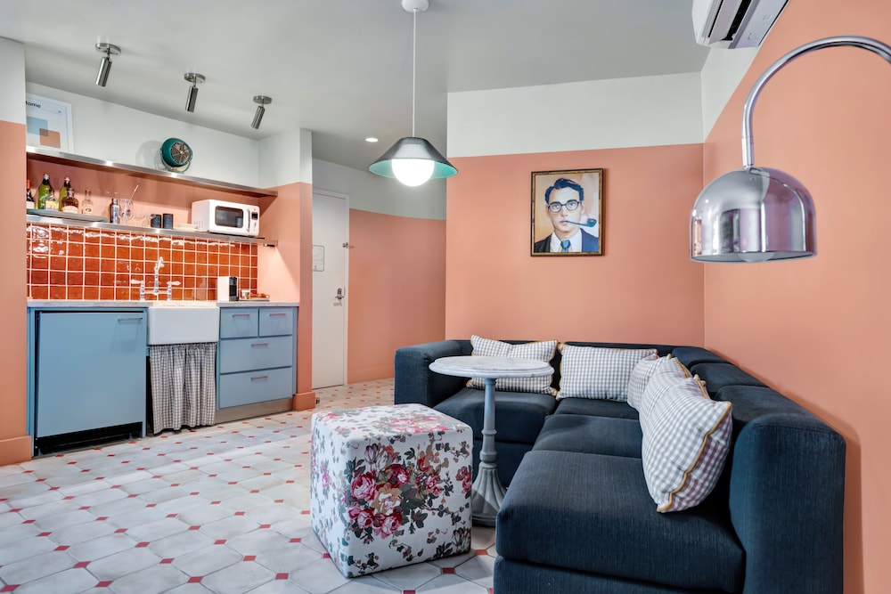 hotel trouvail miami beach