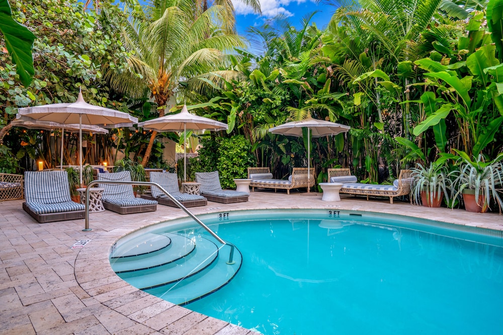 hotel trouvail miami beach