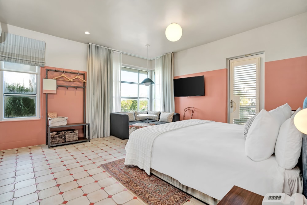 hotel trouvail miami beach