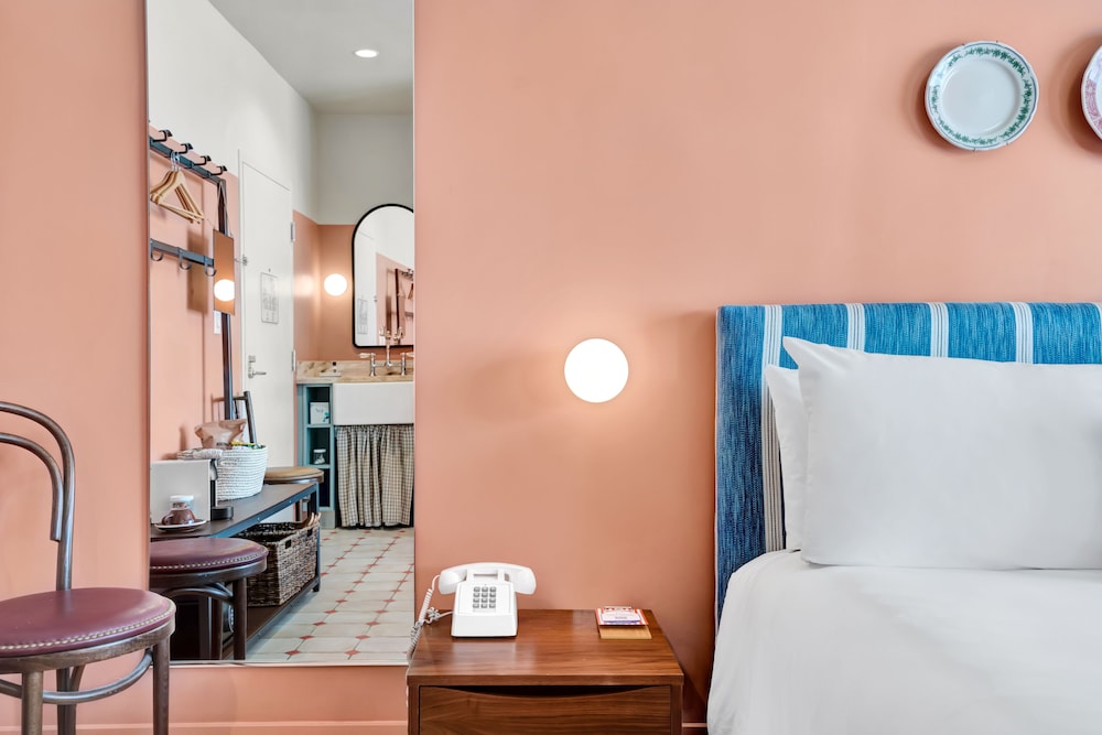 hotel trouvail miami beach
