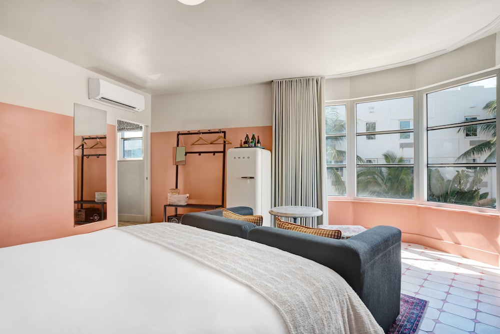 hotel trouvail miami beach