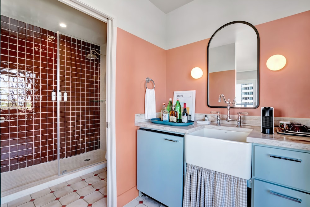 hotel trouvail miami beach