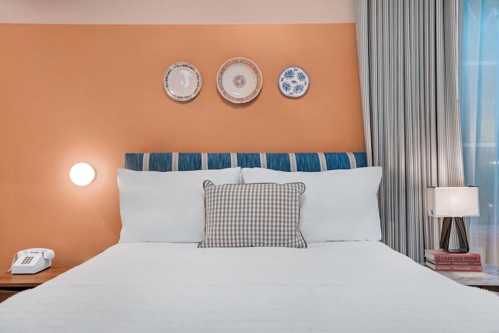 hotel trouvail miami beach