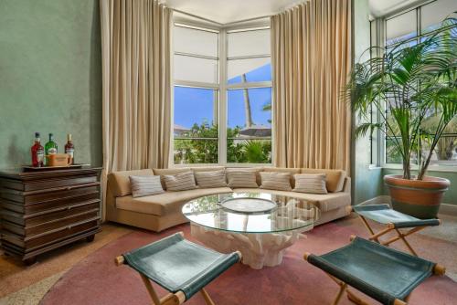 hotel trouvail miami beach