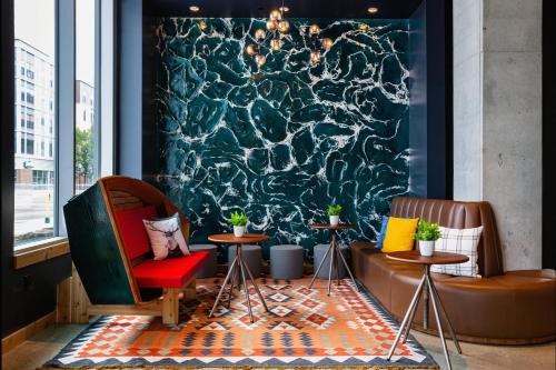 moxy minneapolis downtown