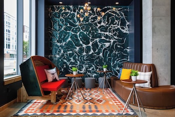 moxy minneapolis downtown