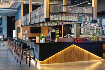 moxy minneapolis downtown