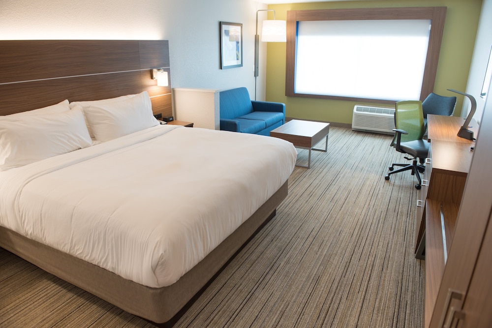 holiday inn express and suites fort wayne north