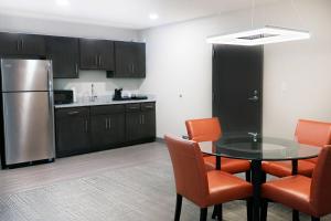 ameniti bay bw signature collection