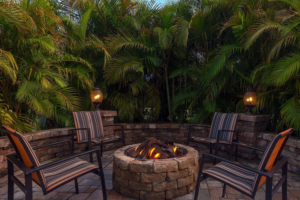 ameniti bay bw signature collection