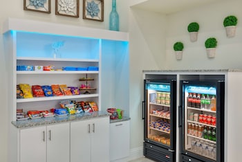 ameniti bay bw signature collection