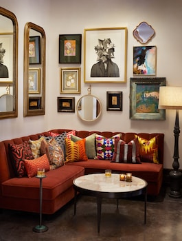 the plaza hotel pioneer park