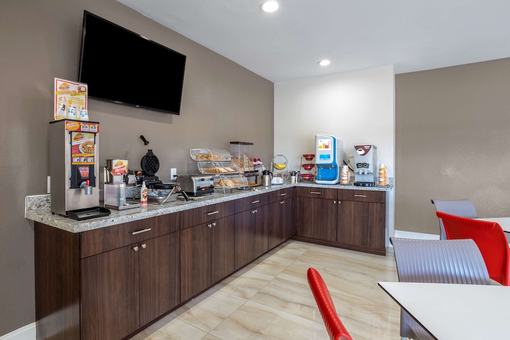 econo lodge houston