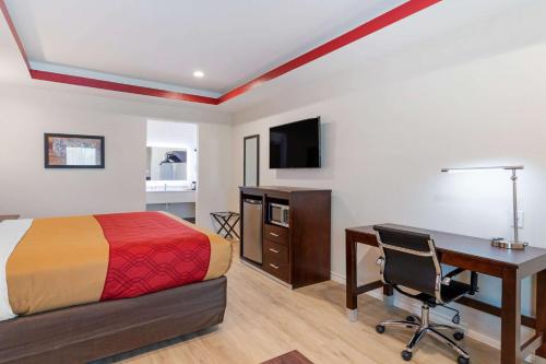 econo lodge houston