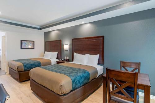 econo lodge houston