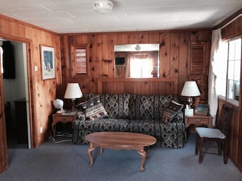 columbine cabins