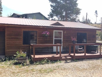 columbine cabins