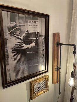 painted lady bed and brew