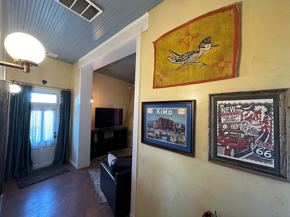 painted lady bed and brew