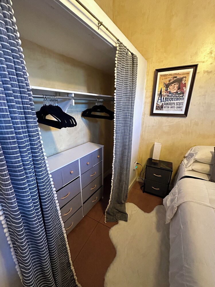 painted lady bed and brew