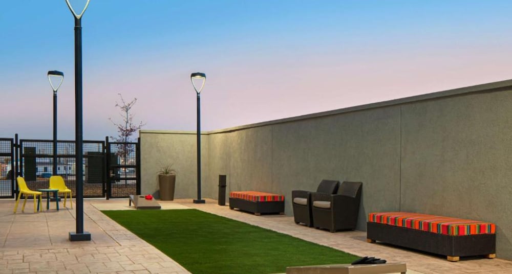 home2 suites by hilton carlsbad