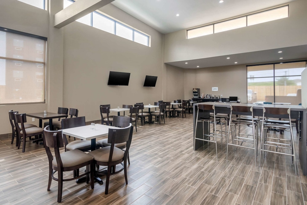 mainstay suites bricktown near medical center