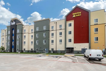 mainstay suites bricktown near medical center