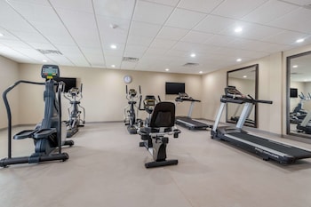 mainstay suites bricktown near medical center