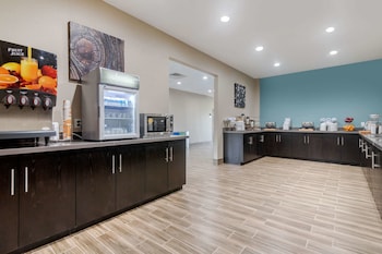 mainstay suites bricktown near medical center