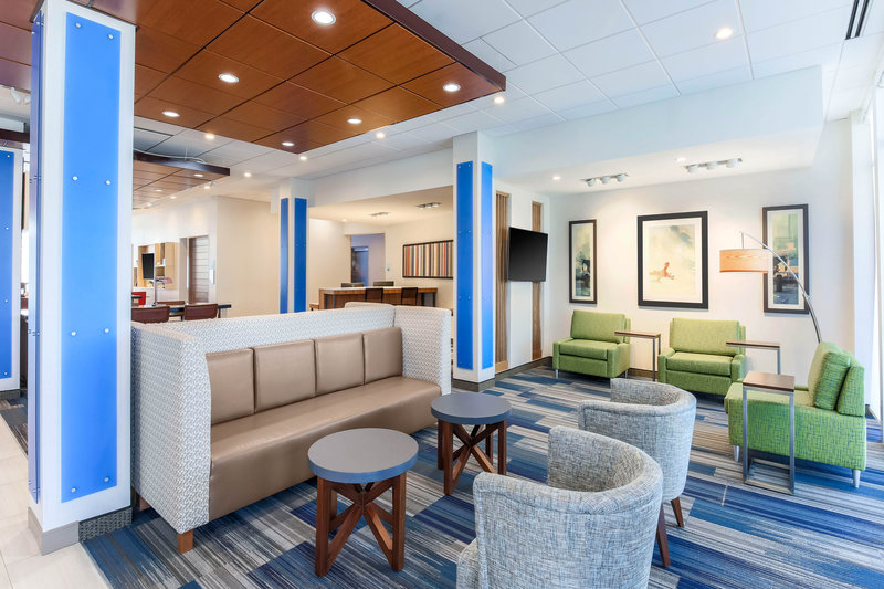 hol inn exp and suites chicago ohare airport