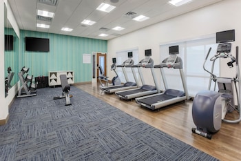 Hol. Inn Exp. And Suites Chicago O'hare Airport,Des Plaines>>Chicago,3 star