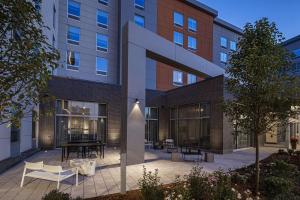 hampton inn boston woburn