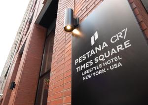 pestana cr7 times square