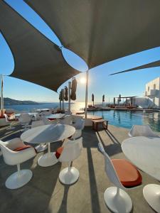 absolute mykonos suites and more