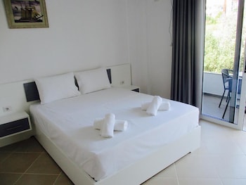 hotel sunshine
