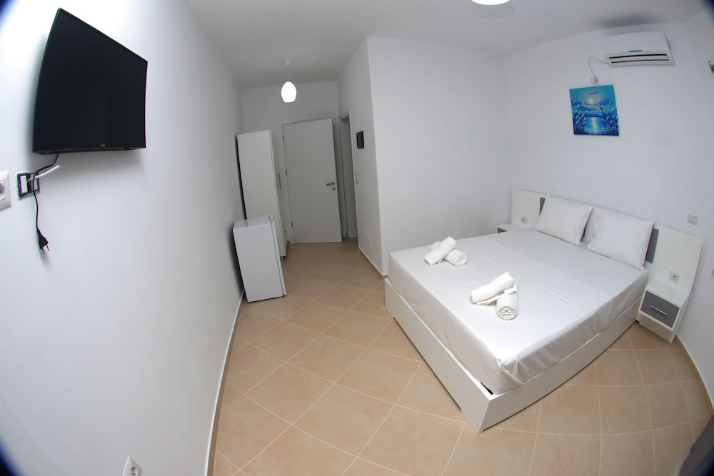 hotel sunshine