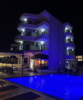 hotel sunshine