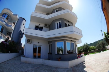 hotel sunshine