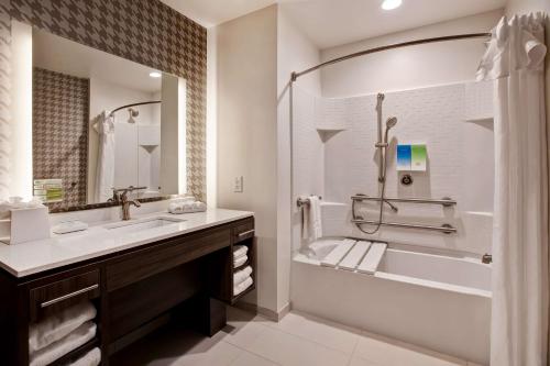 home2 suites by hilton charlotte northlake