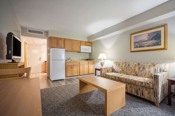 suburban studios i 80 grand island
