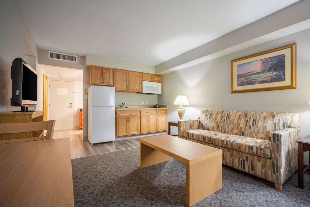 suburban studios i 80 grand island