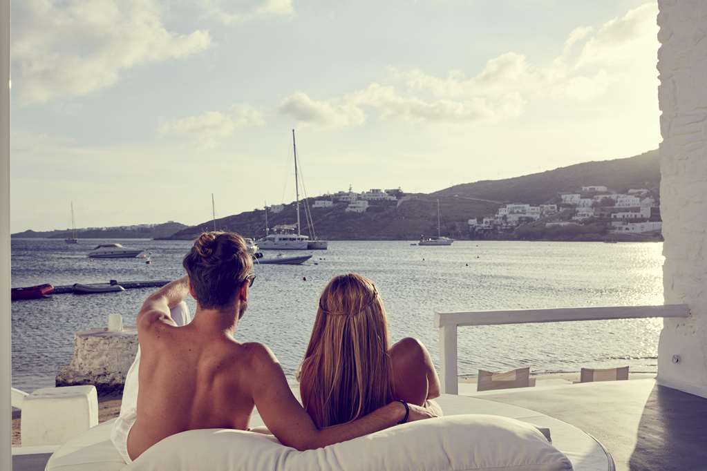 mykonos blanc