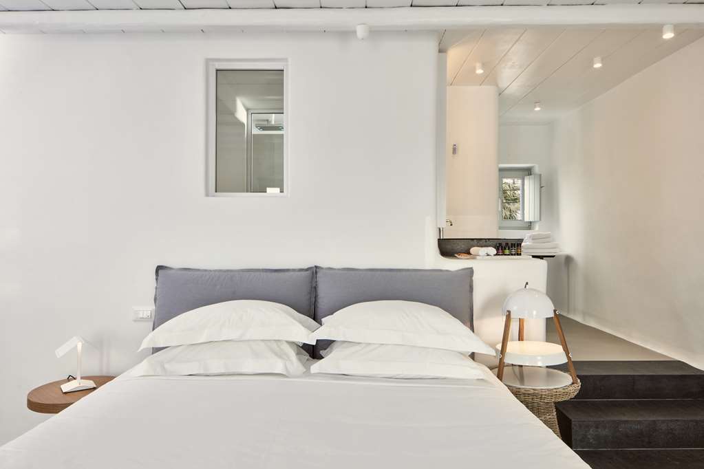 mykonos blanc