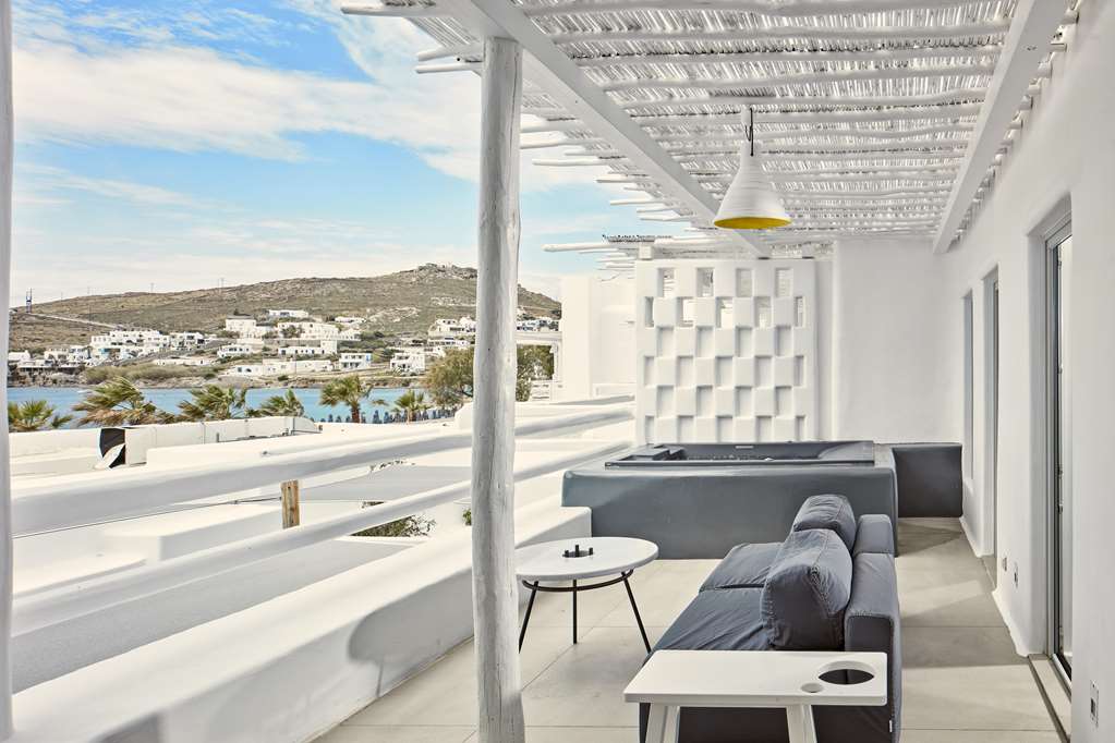 mykonos blanc