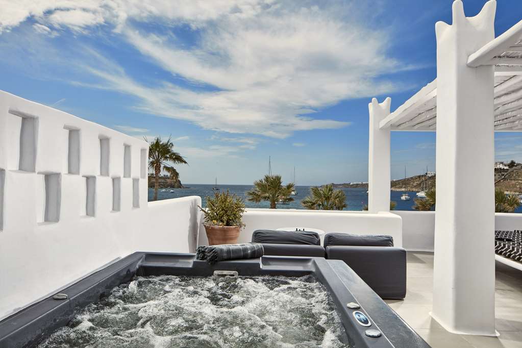 mykonos blanc