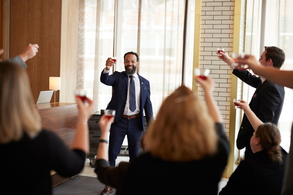 hotel distil autograph collection