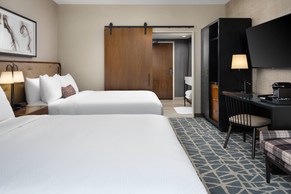 hotel distil autograph collection