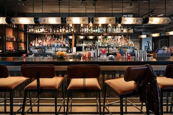 moxy louisville downtown
