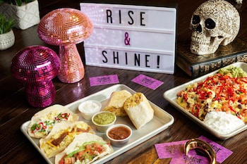 moxy louisville downtown