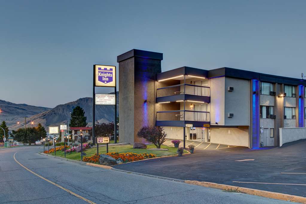 knights inn kamloops